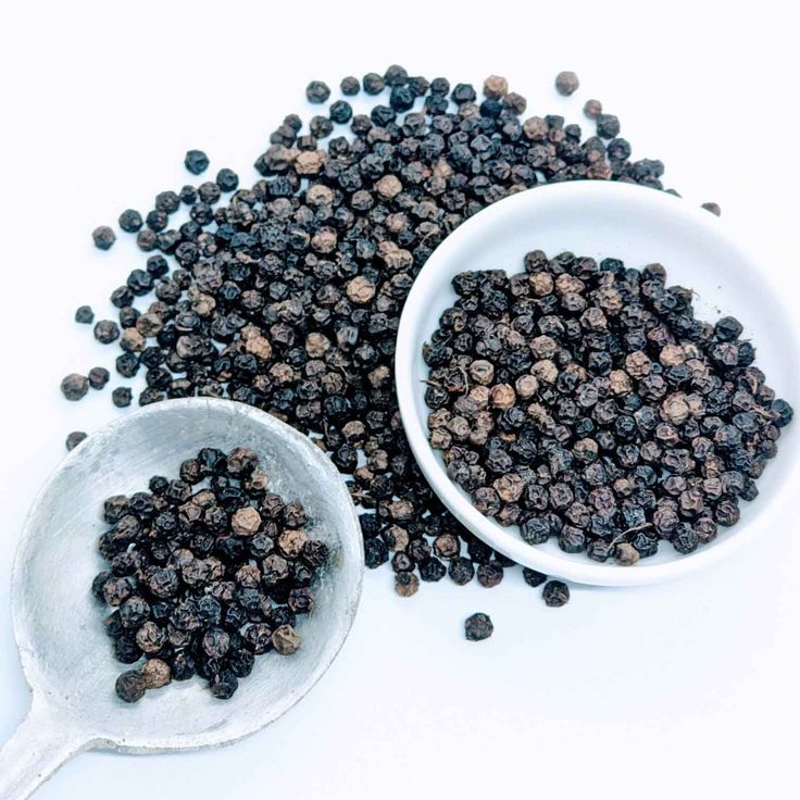 Black pepper (whole)